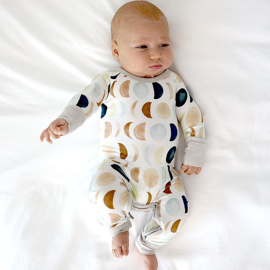 Luna Neutral Crescent Zippy