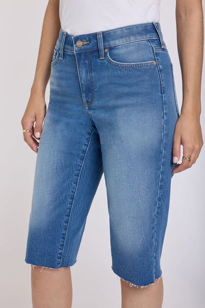 Kristie '80s Bermuda Denim Shorts In Petite - Pacifica