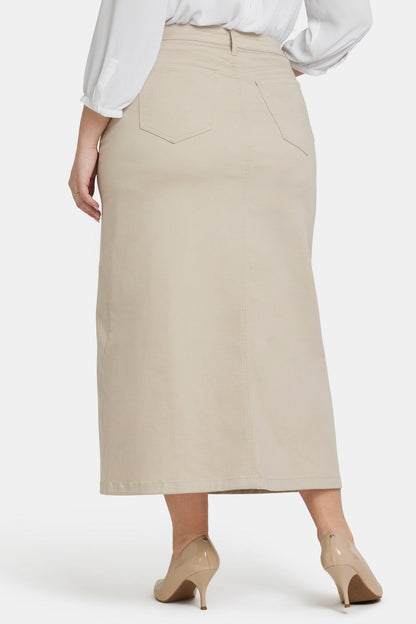 High Rise Long Skirt In Plus Size - Feather
