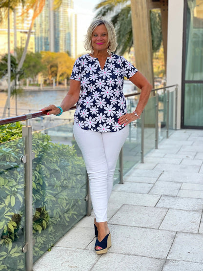 DAISY DAY SHORT SLEEVE